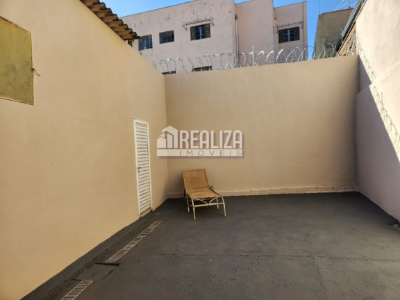 Imagem Casa com 3 Quartos à Venda, 260 m² em Quinta Boa Esperança - Uberaba Imagem Casa com 3 Quartos à Venda, 260 m² em Quinta Boa Esperança - Uberaba