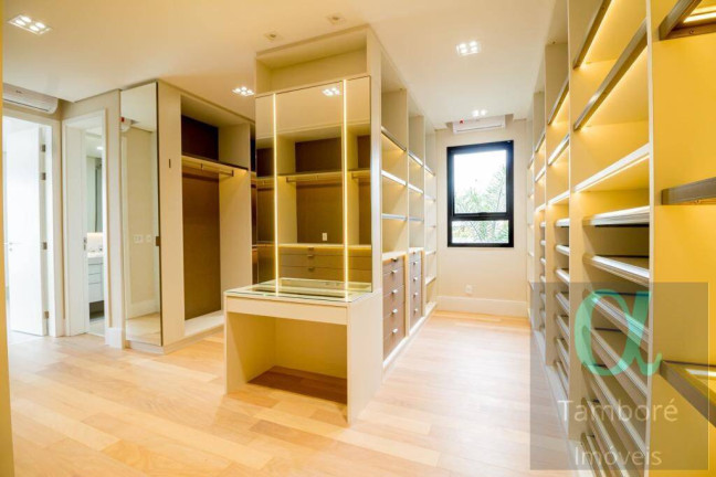 Imagem Casa com 5 Quartos à Venda, 1.200 m² em Alphaville - Santana De Parnaíba Imagem Casa com 5 Quartos à Venda, 1.200 m² em Alphaville - Santana De Parnaíba