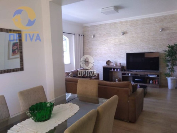 Imagem Casa com 5 Quartos à Venda, 230 m² em Centro - São Pedro Da Aldeia