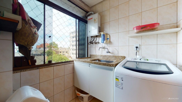 Imagem Imóvel com 3 Quartos à Venda, 93 m² em Petrópolis - Porto Alegre