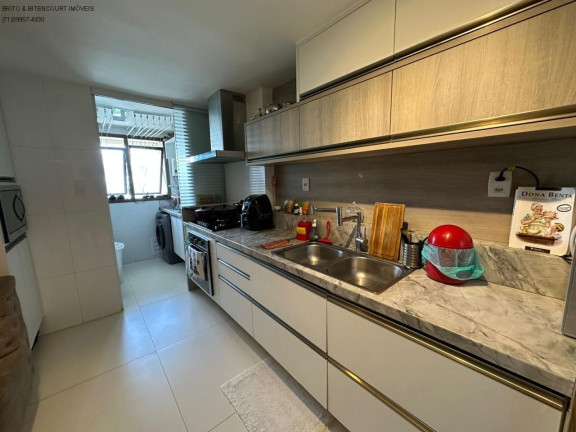 Imagem Imóvel com 3 Quartos à Venda, 107 m² em Paralela - Salvador Imagem Imóvel com 3 Quartos à Venda, 107 m² em Paralela - Salvador