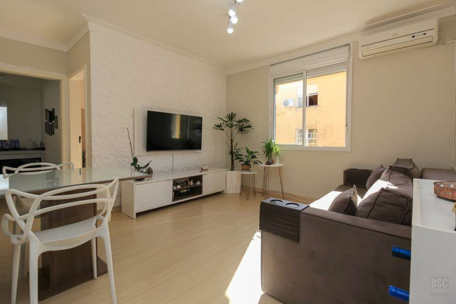 Imóvel com 2 Quartos à Venda,  em Cristal - Porto Alegre