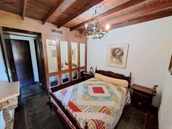 Imagem Casa com 3 Quartos à Venda, 2.565 m² em Parque Do Ingá - Teresópolis