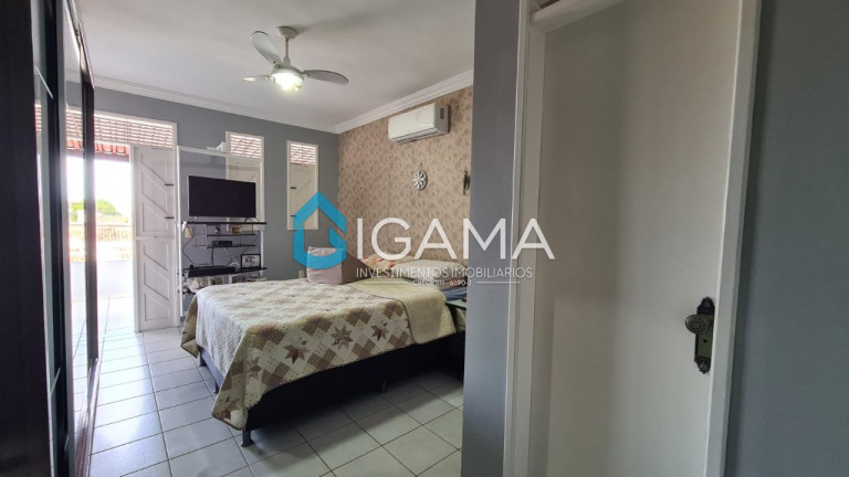 Imagem Casa com 3 Quartos à Venda, 240 m² em Nova Parnamirim - Parnamirim