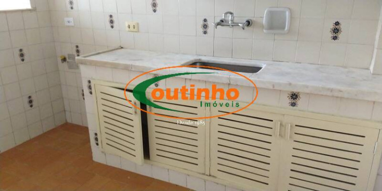 Imagem Apartamento com 2 Quartos à Venda, 69 m² em Vila Isabel - Rio De Janeiro Imagem Apartamento com 2 Quartos à Venda, 69 m² em Vila Isabel - Rio De Janeiro