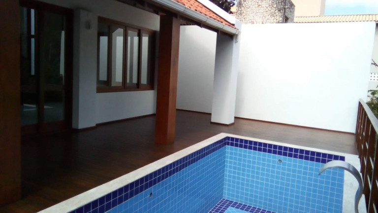 Imagem Casa com 4 Quartos à Venda, 425 m² em Portão - Lauro De Freitas