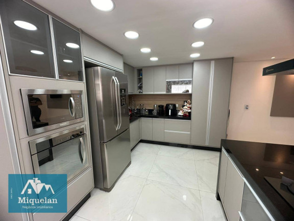 Imagem Sobrado com 3 Quartos à Venda, 313 m² em Jardim Cocaia - Guarulhos Imagem Sobrado com 3 Quartos à Venda, 313 m² em Jardim Cocaia - Guarulhos