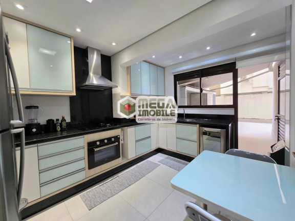 Imagem Apartamento com 3 Quartos à Venda, 93 m² em Centro - Florianópolis Imagem Apartamento com 3 Quartos à Venda, 93 m² em Centro - Florianópolis