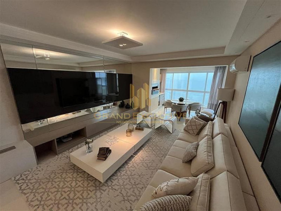 Imagem Apartamento com 3 Quartos à Venda, 179 m² em Barra Sul - Balneário Camboriú Imagem Apartamento com 3 Quartos à Venda, 179 m² em Barra Sul - Balneário Camboriú
