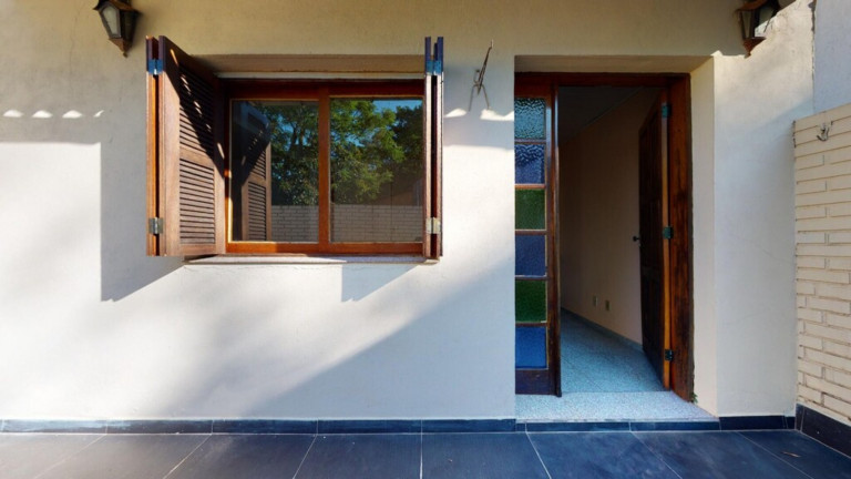 Imagem Imóvel com 2 Quartos à Venda, 88 m² em Santa Tereza - Porto Alegre Imagem Imóvel com 2 Quartos à Venda, 88 m² em Santa Tereza - Porto Alegre