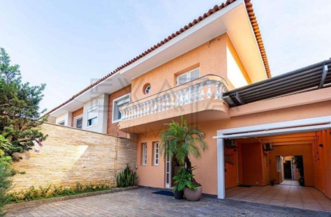 Casa com 4 Quartos à Venda, 220 m² em Jardim Paulistano - São Paulo