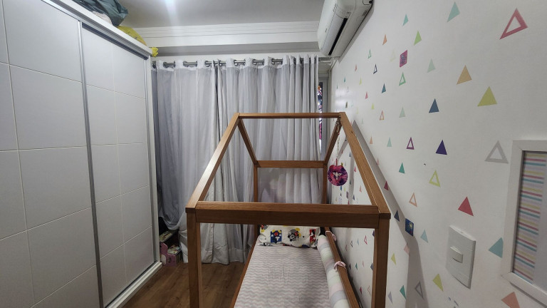 Imagem Apartamento com 2 Quartos à Venda, 67 m² em Encruzilhada - Santos