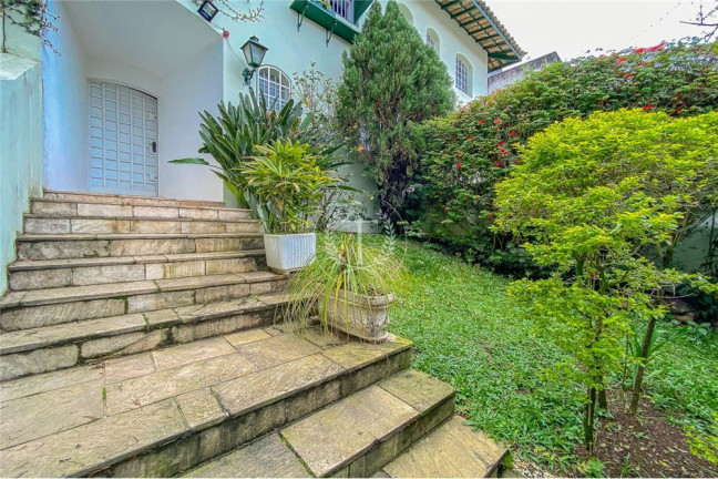 Imagem Casa com 3 Quartos à Venda, 440 m² em Morumbi - São Paulo