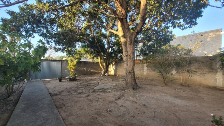 Imagem Casa com 2 Quartos para Alugar ou Temporada, 60 m² em Praia De Carapebus - Serra