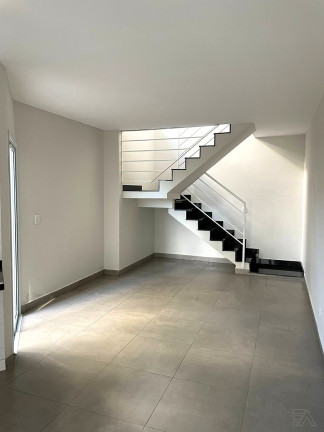 Imagem Casa com 3 Quartos à Venda, 131 m² em Jardim Do Lago - Atibaia Imagem Casa com 3 Quartos à Venda, 131 m² em Jardim Do Lago - Atibaia