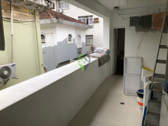 Imagem Casa com 4 Quartos à Venda, 200 m² em Boqueirão - Santos Imagem Casa com 4 Quartos à Venda, 200 m² em Boqueirão - Santos
