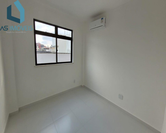 Imagem Cobertura com 3 Quartos à Venda, 180 m² em Algodoal - Cabo Frio