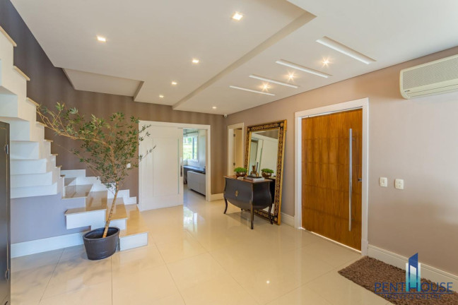 Imagem Casa com 4 Quartos à Venda, 325 m² em Ariribá - Balneário Camboriú Imagem Casa com 4 Quartos à Venda, 325 m² em Ariribá - Balneário Camboriú