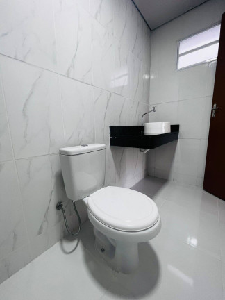 Imagem Casa com 3 Quartos à Venda, 220 m² em Tijucal - Cuiabá