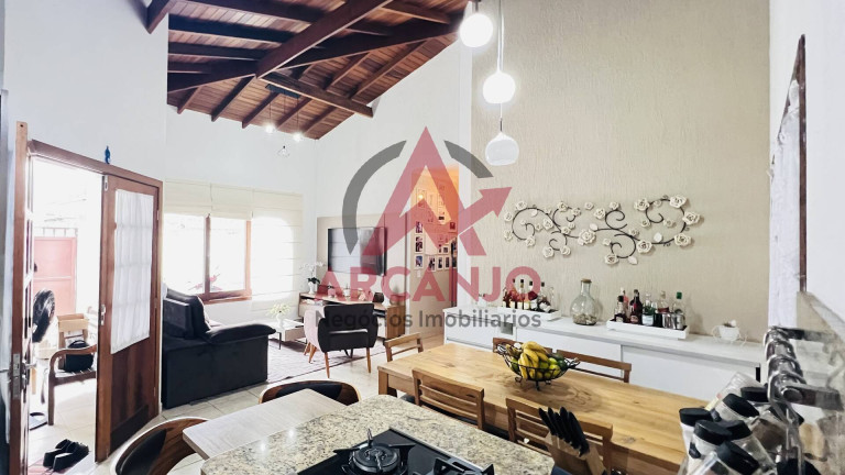 Imagem Casa com 3 Quartos à Venda, 173 m² em Pereque Açu - Ubatuba Imagem Casa com 3 Quartos à Venda, 173 m² em Pereque Açu - Ubatuba