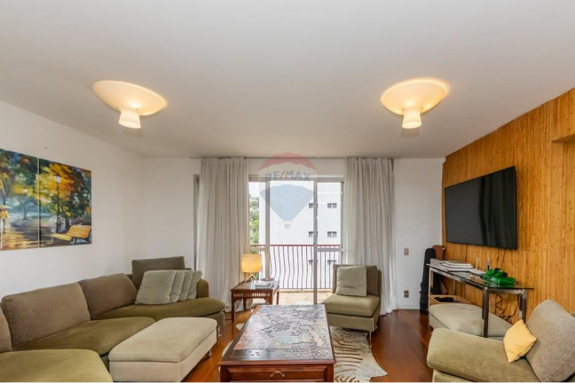 Imagem Apartamento com 3 Quartos à Venda, 157 m² em Real Parque - São Paulo Imagem Apartamento com 3 Quartos à Venda, 157 m² em Real Parque - São Paulo