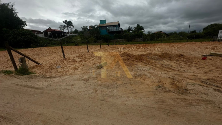Terreno à Venda,  em Ibiraquera - Imbituba