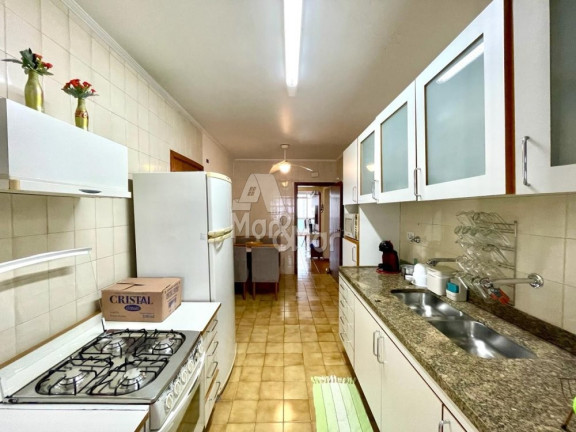 Imagem Apartamento com 3 Quartos à Venda, 170 m² em Pitangueiras - Guarujá Imagem Apartamento com 3 Quartos à Venda, 170 m² em Pitangueiras - Guarujá