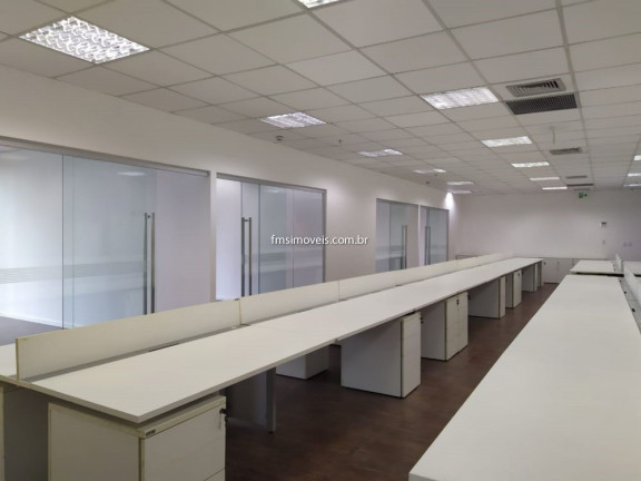 Imagem Imóvel para Alugar, 1.300 m² em Alphaville - Barueri Imagem Imóvel para Alugar, 1.300 m² em Alphaville - Barueri