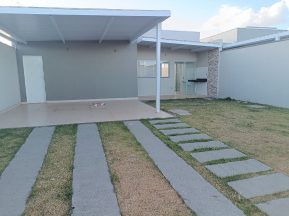Casa com 3 Quartos à Venda, 106 m² em Novo Mundo - Uberlândia