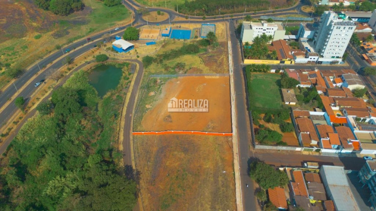 Imagem Apartamento com 2 Quartos à Venda, 75 m² em Santa Maria - Uberaba Imagem Apartamento com 2 Quartos à Venda, 75 m² em Santa Maria - Uberaba