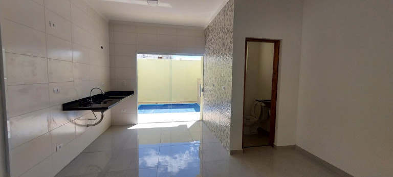Imagem Imóvel com 2 Quartos à Venda, 86 m² em Belas Artes - Itanhaém Imagem Imóvel com 2 Quartos à Venda, 86 m² em Belas Artes - Itanhaém