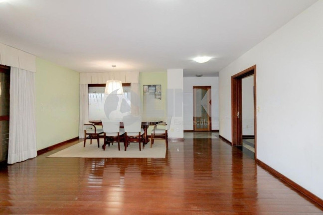 Imagem Casa com 3 Quartos à Venda, 280 m² em Chácara Das Pedras - Porto Alegre