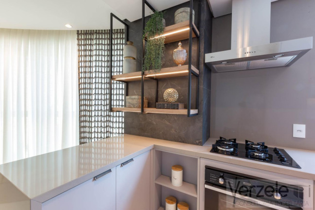 Imagem Apartamento com 4 Quartos à Venda, 131 m² em Centro - Balneário Camboriú Imagem Apartamento com 4 Quartos à Venda, 131 m² em Centro - Balneário Camboriú