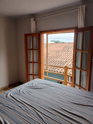 Imagem Casa com 3 Quartos à Venda, 300 m² em Itacolomi - Balneário Piçarras