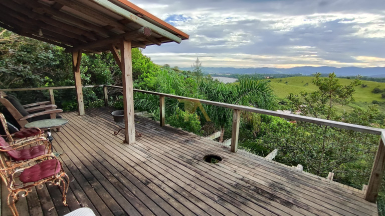 Imagem Imóvel com 2 Quartos à Venda, em Praia Do Rosa - Imbituba Imagem Imóvel com 2 Quartos à Venda, em Praia Do Rosa - Imbituba