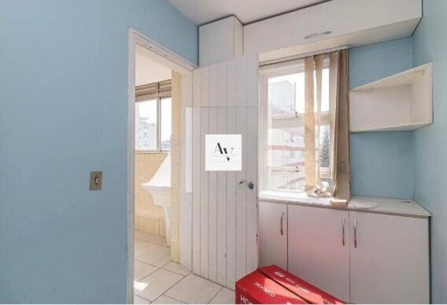 Imagem Apartamento com 3 Quartos à Venda, 135 m² em Moinhos De Vento - Porto Alegre