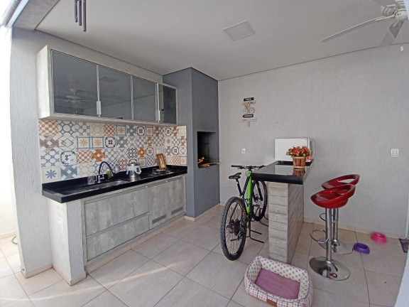 Imagem Casa com 3 Quartos à Venda, 165 m² em Wanel Ville - Sorocaba Imagem Casa com 3 Quartos à Venda, 165 m² em Wanel Ville - Sorocaba