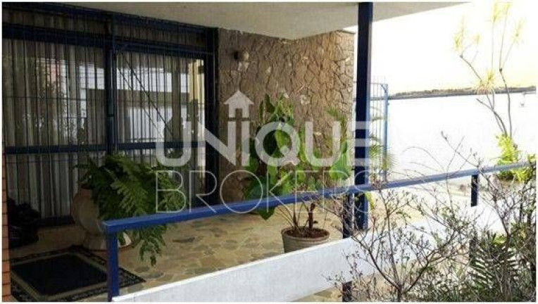 Imagem Casa com 4 Quartos à Venda, 715 m² em Centro - Jundiaí
