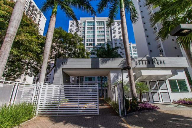 Imagem Apartamento com 3 Quartos à Venda, 106 m² em Passo Da Areia - Porto Alegre
