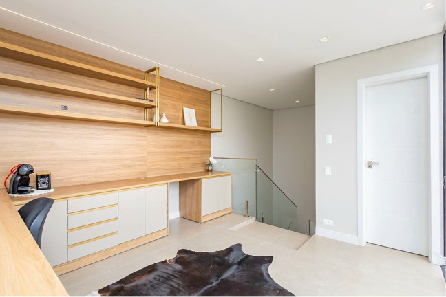 Imagem Casa de Condomínio com 3 Quartos à Venda, 254 m² em Santa Cândida - Curitiba