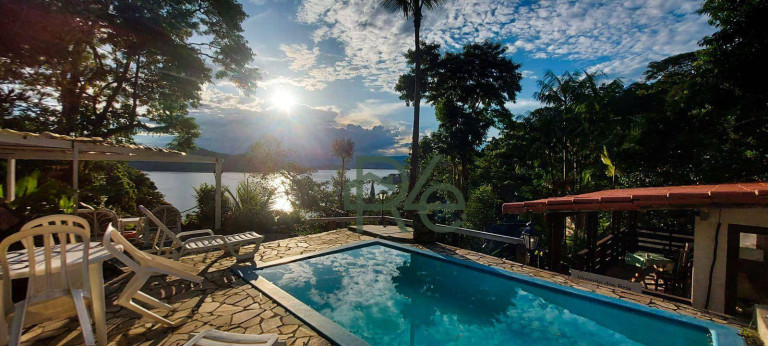 Imagem Casa com 4 Quartos à Venda, 300 m² em Vila Velha - Angra Dos Reis