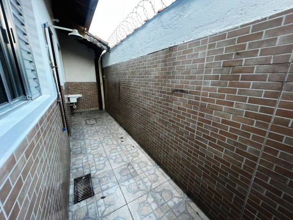 Imagem Casa com 1 Quarto à Venda, 45 m² em Maracanã - Praia Grande Imagem Casa com 1 Quarto à Venda, 45 m² em Maracanã - Praia Grande