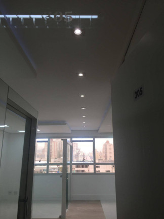 Sala Comercial à Venda, 37 m² em Estreito - Florianópolis