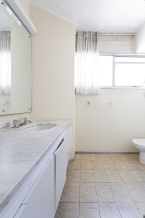 Imagem Apartamento com 3 Quartos à Venda, 121 m² em Itaim Bibi - São Paulo