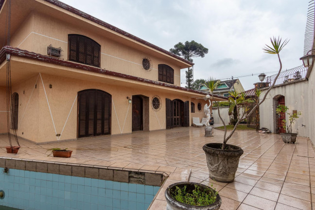 Imagem Casa com 3 Quartos à Venda, 223 m² em Portão - Curitiba Imagem Casa com 3 Quartos à Venda, 223 m² em Portão - Curitiba