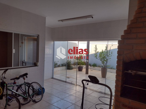 Casa com 3 Quartos à Venda, 302 m² em Jardim Márcia Ii - Agudos
