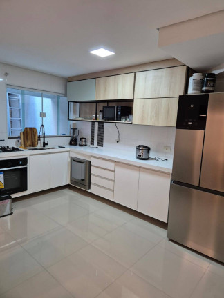 Imagem Casa com 3 Quartos à Venda, em Taboão - São Bernardo Do Campo Imagem Casa com 3 Quartos à Venda, em Taboão - São Bernardo Do Campo