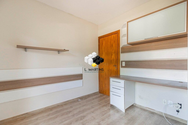 Imagem Casa com 4 Quartos à Venda, 223 m² em Vila Assunção - Porto Alegre