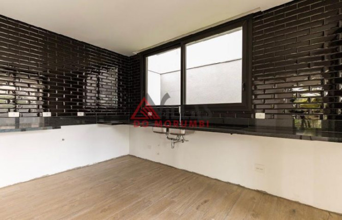 Imagem Sobrado com 3 Quartos à Venda, 352 m² em Moema - São Paulo Imagem Sobrado com 3 Quartos à Venda, 352 m² em Moema - São Paulo