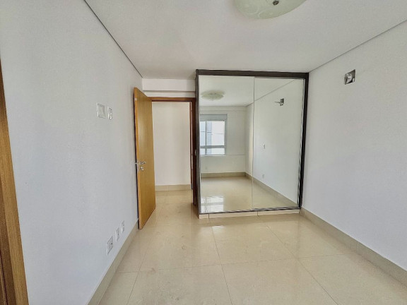 Imagem Apartamento com 3 Quartos à Venda, 156 m² em Setor Bueno - Goiânia